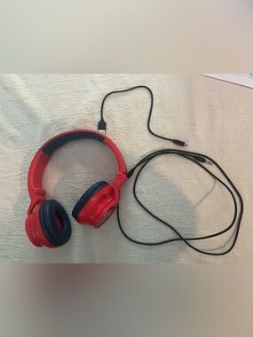 Spiderman kids Over-Ear Wired Headphones with Cushioned Ear Cups